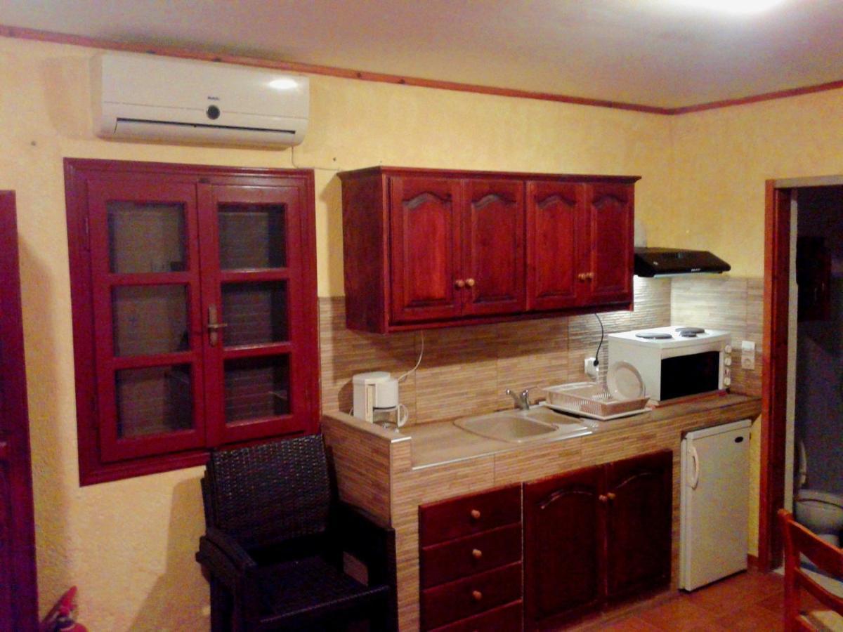 Sunrise Apartments Палекастрон Екстер'єр фото